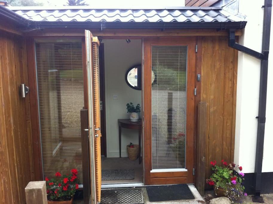 Self Catering Apartment At Beechwalk House. Enniskerry Exteriör bild